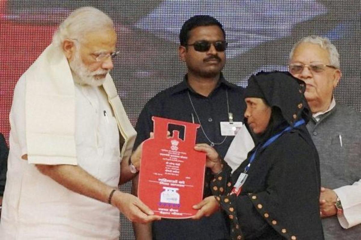 Pradhan Mantri Ujjwala Yojana providing LPG connections to 5 crore women in BPL families 